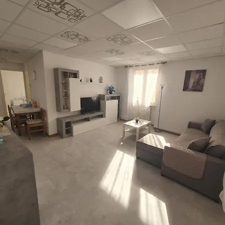 Casa Vicino 6 *